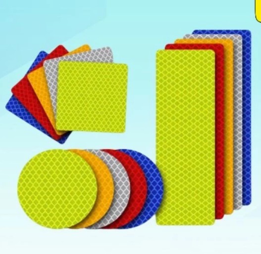 Miếng Decal Phản Quang Dán Xe Ô Tô LongVu Auto, An Toàn Ban Đêm, Trang Trí Xe