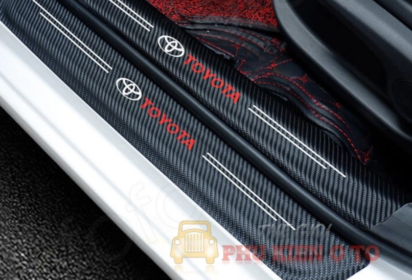 Nẹp Dán Vân Carbon Chống Trầy Xước, Bảo Vệ Bậc Cửa & Cốp Sau Xe Ô Tô