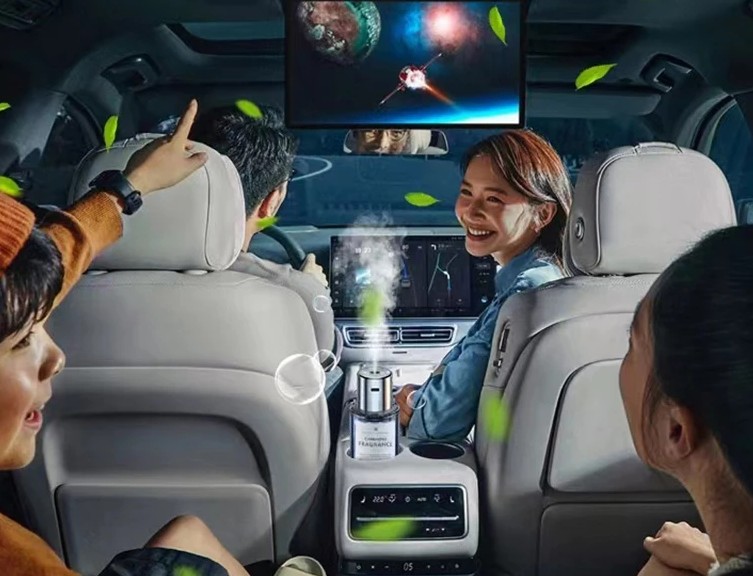 Nước Hoa Xe Ô Tô Đa Năng 160ml Máy Khuếch Tán Thông Minh, Khử Mùi, Tạo Hương Thơm Trong Lành