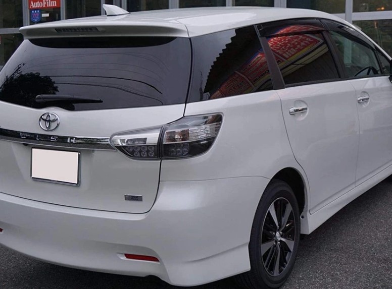 Phim Dán Cửa Kính Màu Đen Chống Tia UV Bảo Vệ Sự Riêng Tư Cho Xe Hơi Và Không Gian Sống