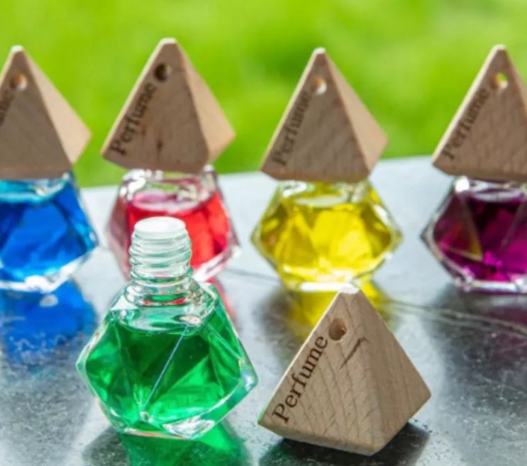 Tinh Dầu Thiên Nhiên Treo Xe Ô Tô, Treo Phòng Nguyên Chất Hương Nhập Khẩu LongVu Auto