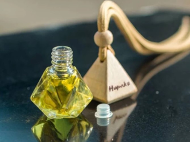 Tinh Dầu Treo Xe Sả Chanh Tự Nhiên 10ml Hapaku, Khử Mùi Hôi, Thư Giãn Tinh Thần