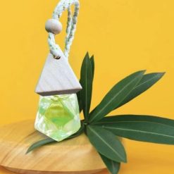 Tinh Dầu Treo Xe, Tủ Quần Áo Thảo Dược TH Nguyên Chất Khử Mùi & Chống Say Xe