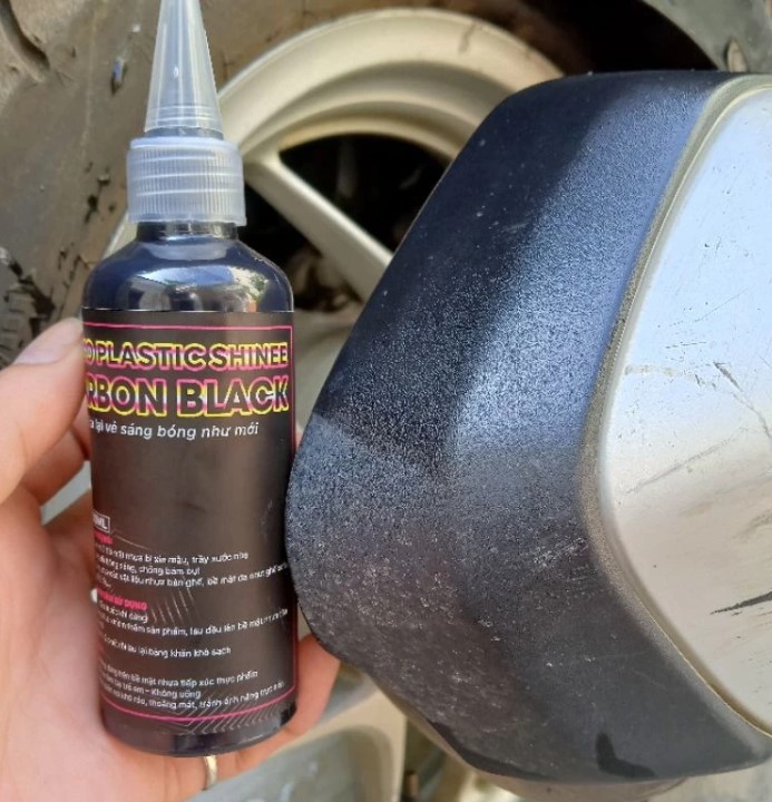 Chai phục hồi nhựa nhám Carbon Black 100ml, nhuộm nhựa đen sâu, chống UV, chống thấm nước