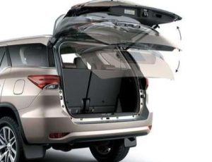 Cốp điện Xe Toyota Fortuner không đóng được? Cách Xử lý