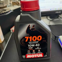 Dầu Nhớt Motul 7100 (10W40) Ester 100% Tổng Hợp Sản Xuất Tại Việt Nam