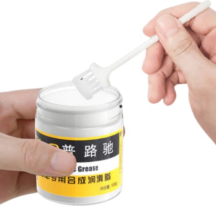 Lọ Mỡ Bôi Trơn Xe Ô Tô Kèm Chổi Quét Giảm Chấn, Chống Gỉ Sét