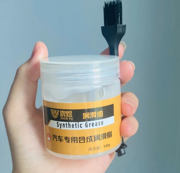 Mỡ Bôi Trơn Giảm Va Đập Và Tiếng Cọt Kẹt Trên Ô Tô, Chống Rỉ Sét Hiệu Quả