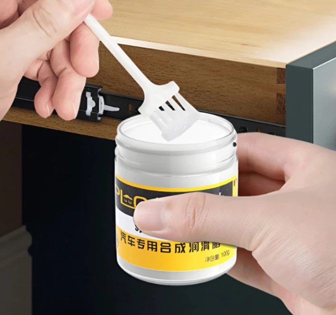 Mỡ Tra Bảo Dưỡng Ô Tô Chống Rỉ Sét Bôi Trơn Chi Tiết, Giảm Va Đập Và Tiếng Cọt Kẹt Hiệu Quả