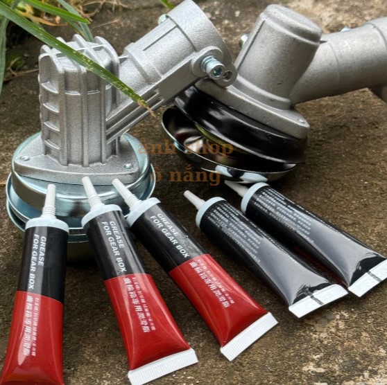 Mỡ xanh bôi trơn động cơ và linh kiện máy phát cỏ