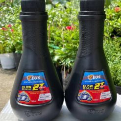 Nhớt 2 Thì Zeus 2T Racing 700ml Màu Đen Nhập Khẩu Indonesia