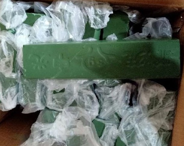 Sáp Đánh Bóng Kim Loại, Inox, Đồng, Nhựa PC, PMMA, Melamin