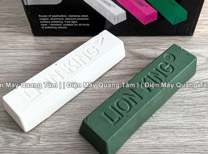 Sáp lơ đánh bóng kim loại Lionking trắng và xanh cho inox, đồng, nhôm