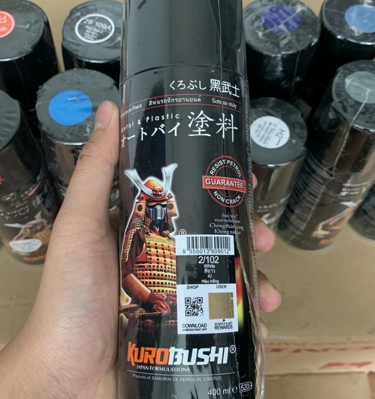 Sơn xịt Samurai chuyên dùng cho xe máy màu đen mờ (đen nhám) 29/109A