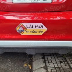 Tem Dán Xe Ô Tô Nữ Lái Mới Xin Thông Cảm Chống Nước Không Bay Màu