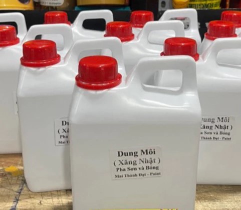Thinner Dung môi xăng Nhật pha bóng và sơn ô tô xe máy 1 lít, nguyên zin không tạp chất
