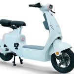 Xe máy điện báo bao nhiêu phần trăm pin thì nên sạc