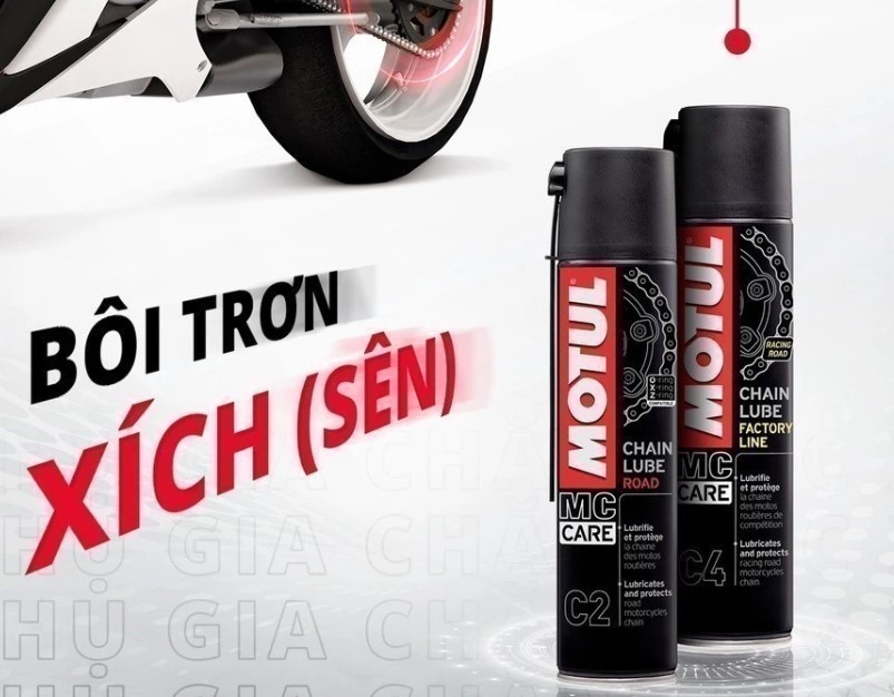 Xịt Sên/Xích MOTUL C2 Chain Lube Road 0.15L Bảo Vệ Và Bôi Trơn Mọi Loại Sên Xe Máy