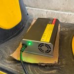 Lỗi sạc xe điện VinFast là do đâu