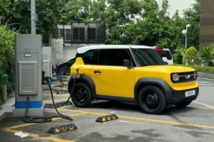 Thời gian sạc pin của VinFast VF3 là bao lâu và sạc thế nào để tiện lợi nhất