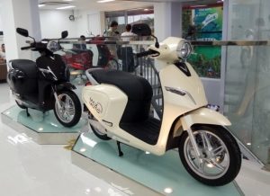 Xe máy điện có tốn tiền điện không? Con số tiêu thụ bất ngờ