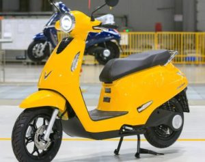 Xe máy điện sạc bao lâu thì đầy và cách ước tính thời gian sạc